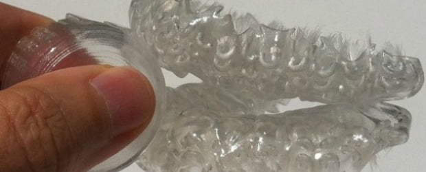 Criada escova de dentes 30 vezes mais rápida