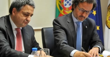 Cheques-dentista alargado a jovens com 15 anos