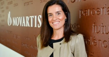 Diretora-geral da Novartis assume vice-presidência da Apifarma