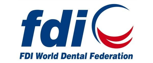 FDI promoveu workshops para cessação tabágica e telemedicina dentária