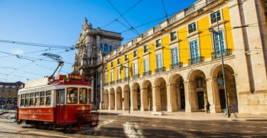 Lisbon Dentistry Academy lança cursos associados a experiências por Lisboa