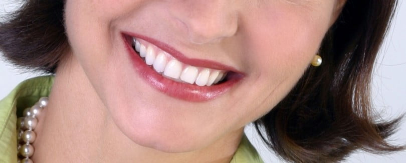 Simpósio alerta para falta de cuidados com dentaduras