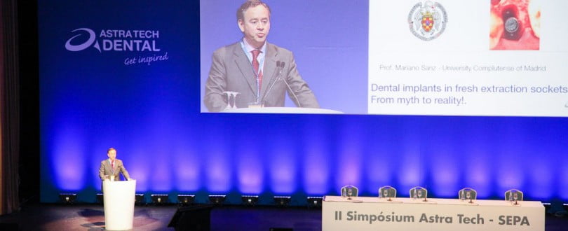 Astra Tech fecha simpósio com 900 conferencistas