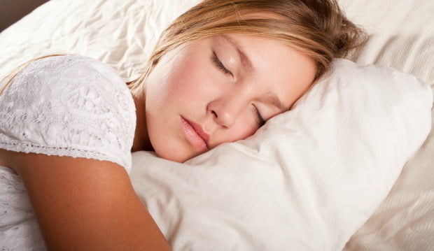 Um quarto dos adolescentes dorme menos horas do que o indicado