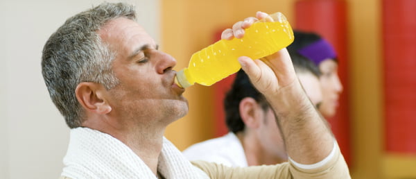 Bebidas energéticas destroem os dentes em poucos dias