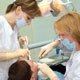 Perda dentária combatida com implantes