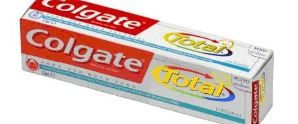 Colgate reforça a importância de Colgate Total
