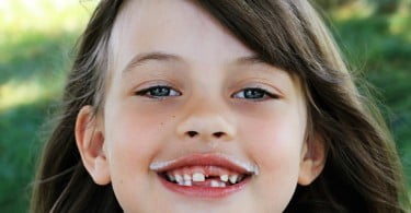 Projeto quer estudar autismo a partir de células de dentes decíduos
