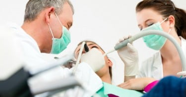 Cocktail de minerais pode acabar com brocas na medicina dentária