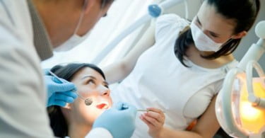 dentistas set pessoa no dentista