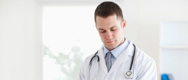 Médicos têm 15 minutos por consulta