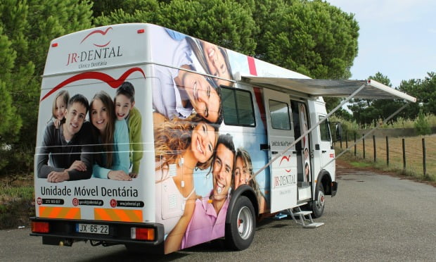 Unidade móvel dentária de Castelo Branco com luz verde das autoridades para funcionar
