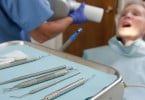 Ter seguro médico não garante idas ao dentista