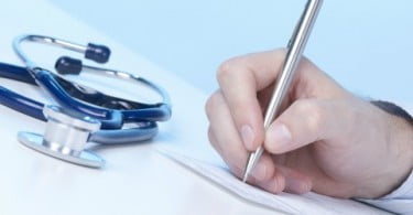Comparticipação de medicamentos por prescrição manual até 1 de agosto