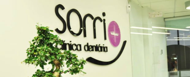 Batas personalizadas para aproximar jovens do dentista