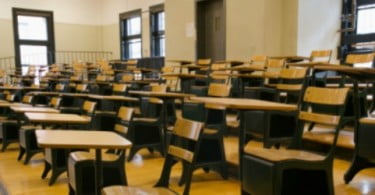 Limitação à contratação pode encerrar faculdades de Medicina