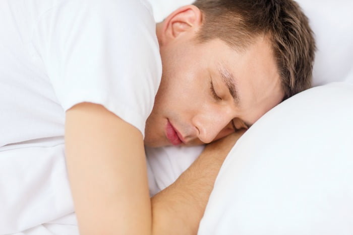 homem a dormir SO