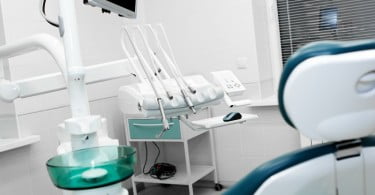 clínica dentária dezembro