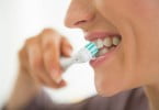 Um em cada quatro portugueses lavam os dentes apenas uma vez por dia