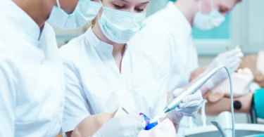 estudantes de medicina dentária Saúde Oral