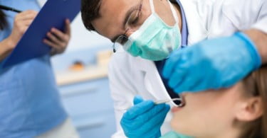 criança no dentista Saúde Oral