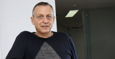 António Mano Azul Saúde Oral