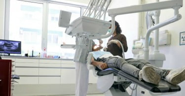 clínicas dentárias