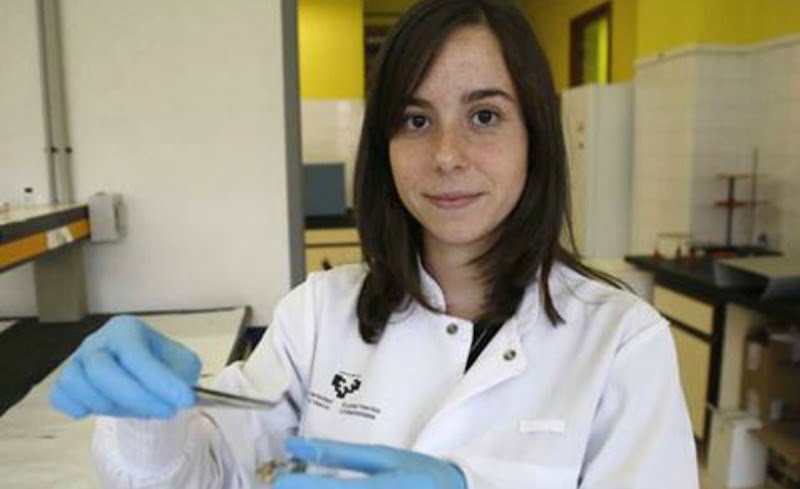 implantes dentário com revestimento antibacteriano