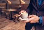 Vontade de comer mais açúcar? A culpa pode estar no café