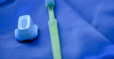 Brushlink ou como tornar todas as escovas dentárias inteligentes