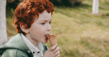 Consumo de açúcares por parte das crianças vem de snacks e bebidas