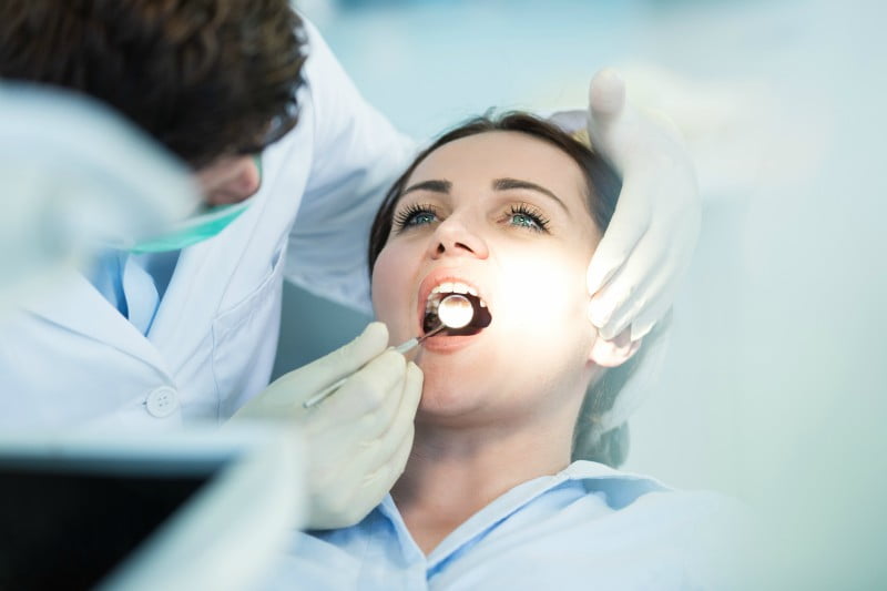 Todos os centros de saúde terão pelo menos um dentista até 2019