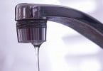 Dúvidas sobre fluorização da água? Novo documento da ADA esclarece