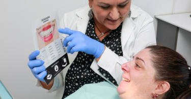 A Ortodontia é uma área que tem vindo a ser desenvolvida nos últimos anos, fruto da cada vez maior preocupação dos clientes com a vertente estética.