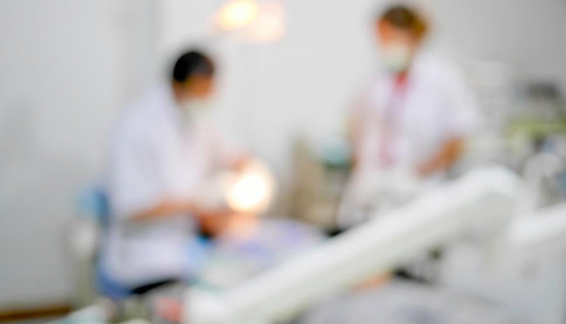 Como reduzir gastos nas clínicas dentárias?