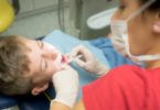 Qual o impacto da anestesia geral em crianças durante procedimentos dentários? Novo estudo responde