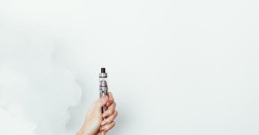 OMD volta a alertar para os riscos do cigarro eletrónico