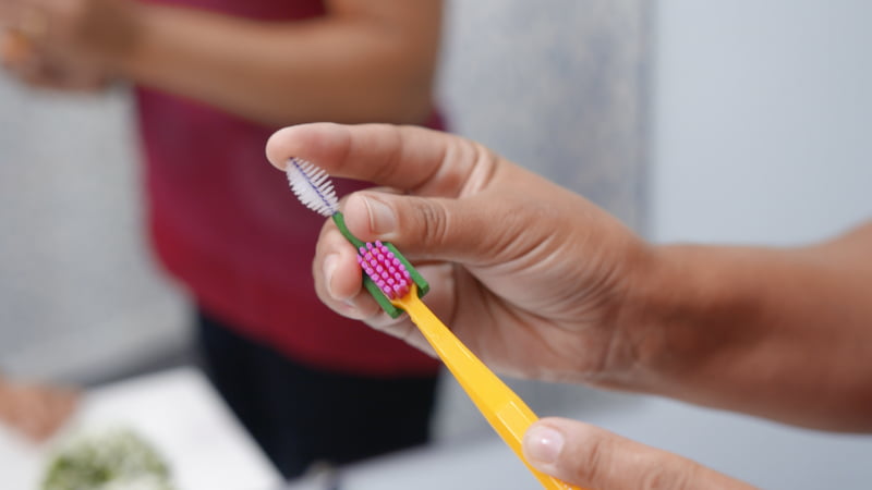 Portugueses criam escova dentária para crianças com malformações na cavidade oral