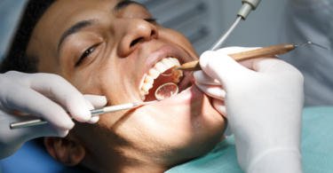 Conselho Europeu de Médicos Dentistas dividido em relação à publicidade em saúde