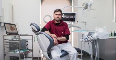 Uma clínica tradicional que vive da relação próxima com os pacientes