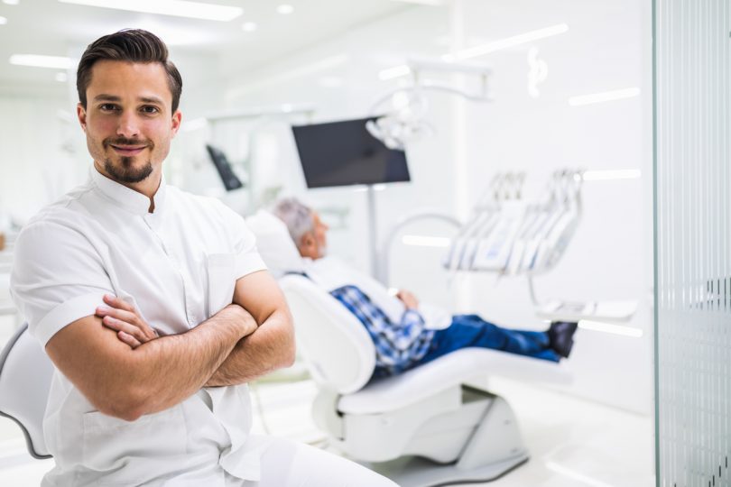 Assistente dentário: uma profissão para mulheres?