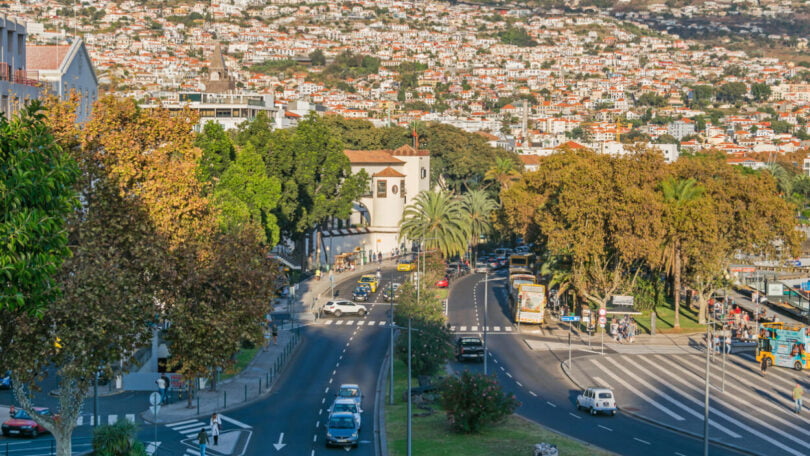 Carreira de médico dentista é aprovada na Madeira