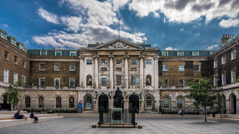 A Kings College London abriu as candidaturas para o “Fixed & Removable Prosthodontics MClinDent”, o curso de medicina dentária restaurativa.