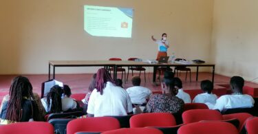 A Mundo a Sorrir, em cooperação com a população da Guiné-Bissau, está a apostar no projeto “Saúde A Sorrir: Educação para a Saúde”.