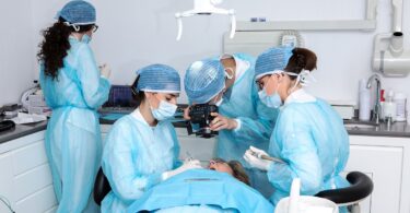 O Curso de Fotografia em Medicina Dentária, promovido pela Cuf Academic Center, vai realizar-se nos dias 10 e 11 de setembro, na Cuf Tejo.