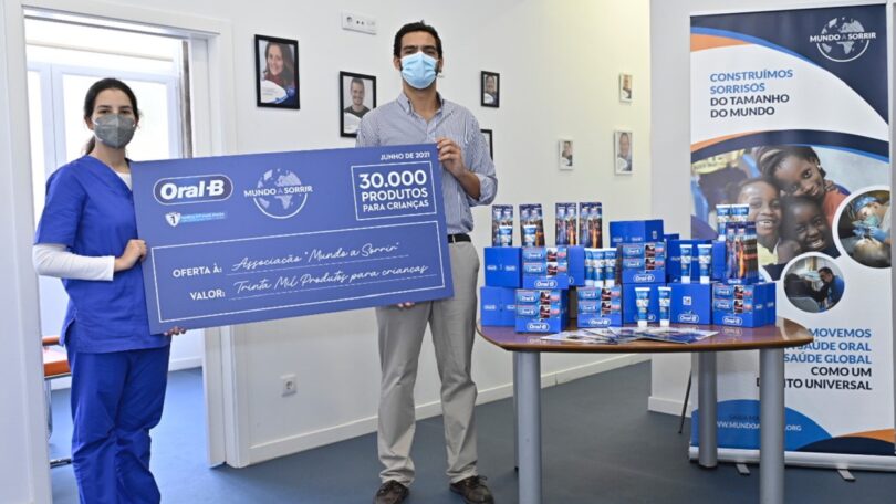 A Oral-B ofereceu 30 mil produtos de higiene oral a crianças e jovens desfavorecidas, apoiadas pela Mundo A Sorrir.