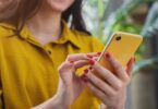 Um estudo revelou que a família, os amigos e as redes sociais foram as fontes de informação sobre saúde oral mais consultadas na pandemia.