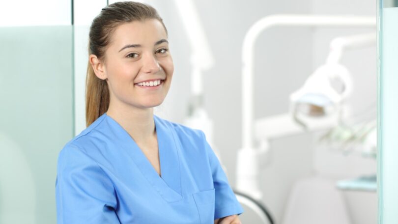 médicos dentistas espanha mulheres menores de 40 anos Consejo General de Dentistas de España