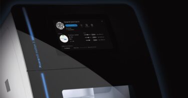 A Amann Girrbach introduziu no mercado a Ceramill Motion 3, uma máquina híbrida inteligente para realizar restaurações dentárias.